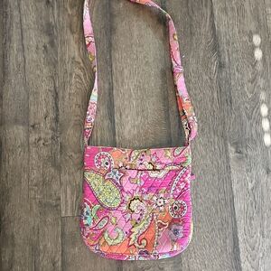 Vera Bradley Pink Paisley Flower Crossbody Bag Purse Hipster Retired Women